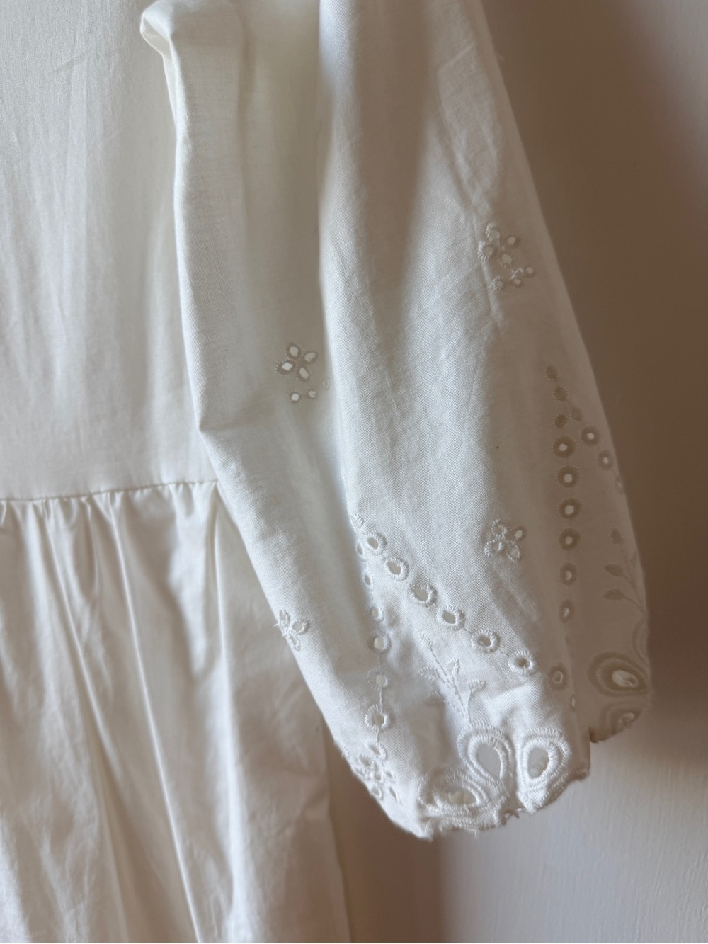 Cynthia Rowley Cream Button-Front Peplum Shirt - Picture 7 of 9